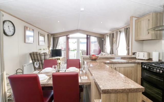 Snape Lodge