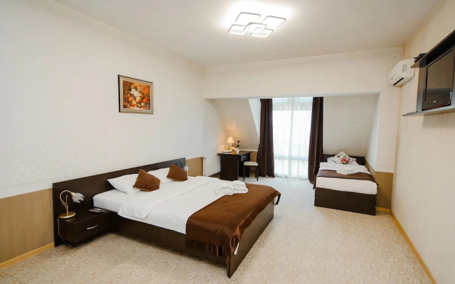 Tip Top Hotel