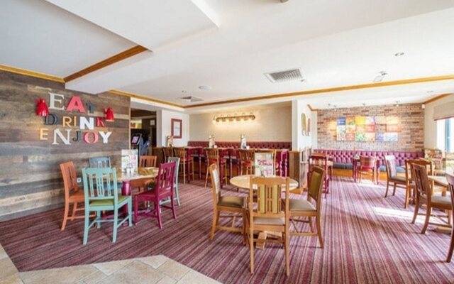 Premier Inn Great Yarmouth West (A47) Hotel