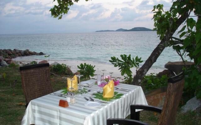 Castello Beach Hotel