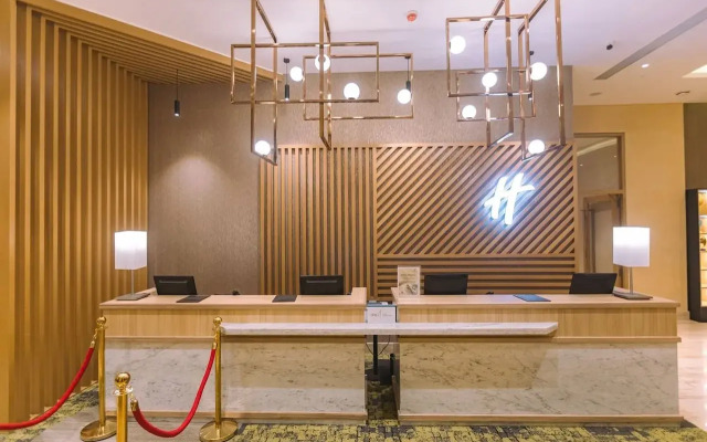 Holiday Inn Bengaluru Racecourse by IHG