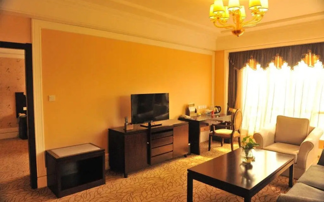 Inzone Galand Hotel Taian