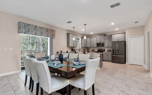 Bookmark Villa Storey Lake 7