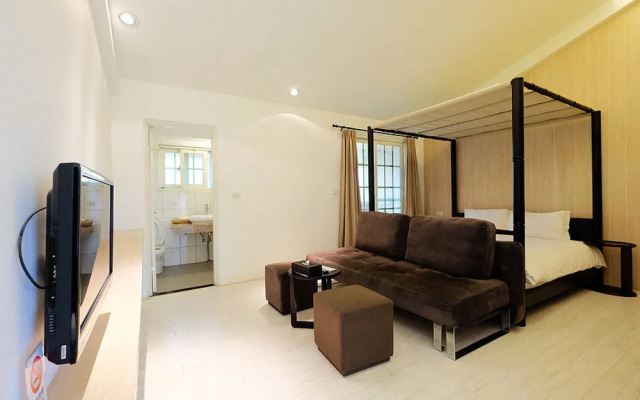 Pisces on the 6th and Breakfast