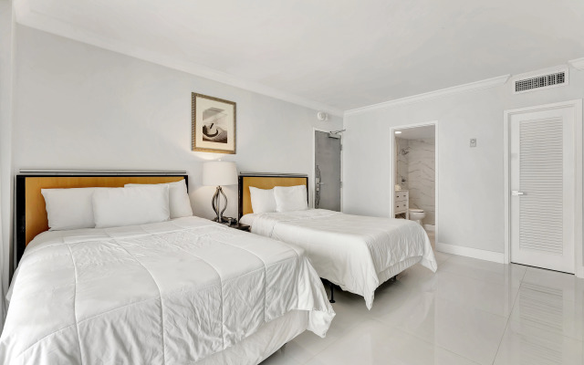 Ocean Manor Beach Hotel