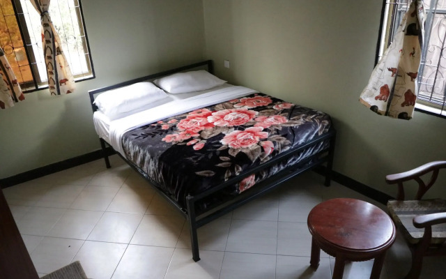 Co Msasani Guest House
