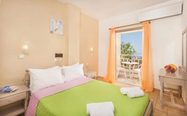 Panorama-Seaview Studios & Apartments