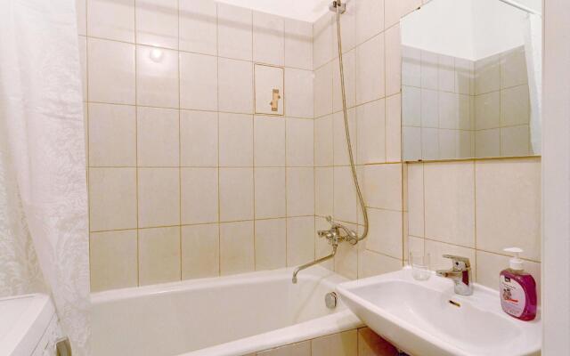 STN Apartments on Griboedov Canal Quay