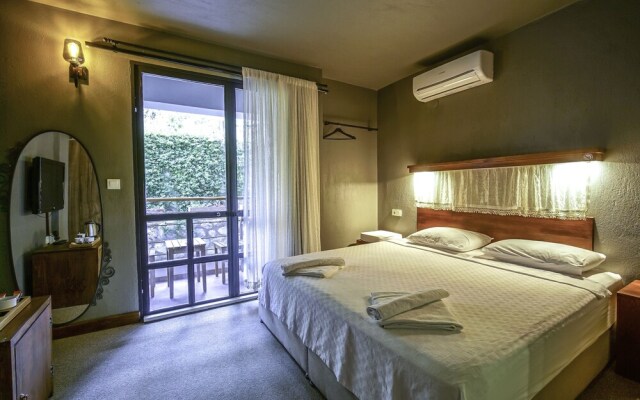 The Green Goose Hotel