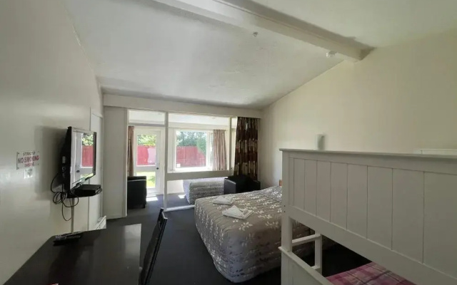 Blenheim Road Motor Lodge
