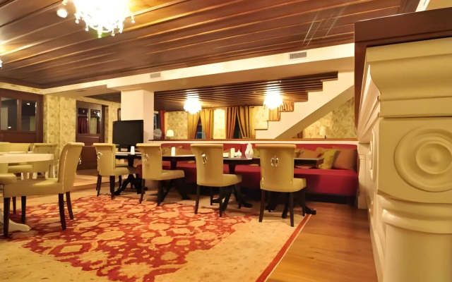Zagori Suites Luxury Residences