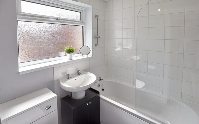 Host Stay The Charltons