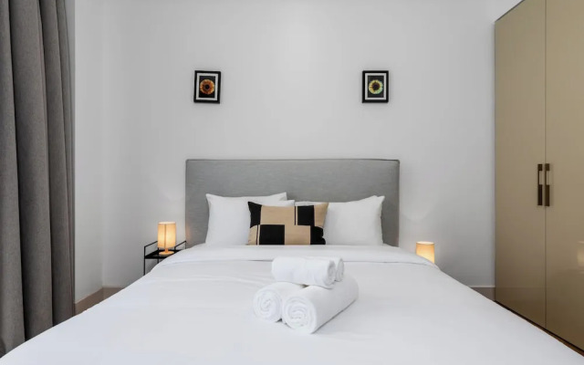 Waves - Premium Seaside Retreat With Private Beach