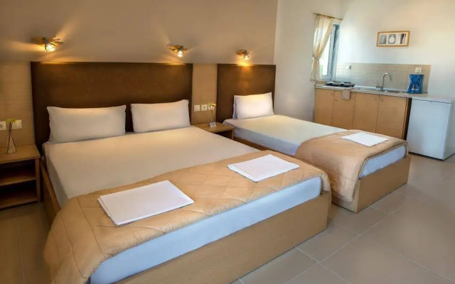 Nepheli Apartments And Studios