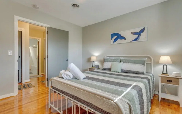 Stylish Pensacola Retreat w/ Patio & Grill!