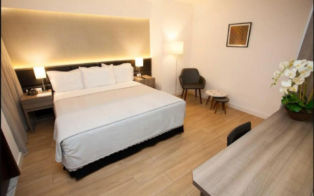 Royal Regency Palace Hotel