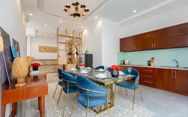 Palm Villa 31 (8 Phòng Ngủ) Khu Nghĩ Dưỡng Cao Cấp