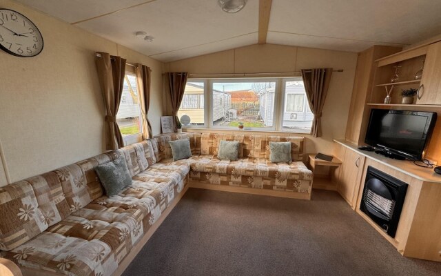 3 Bedroom, pet Friendly, Lyons Winkups, Towyn