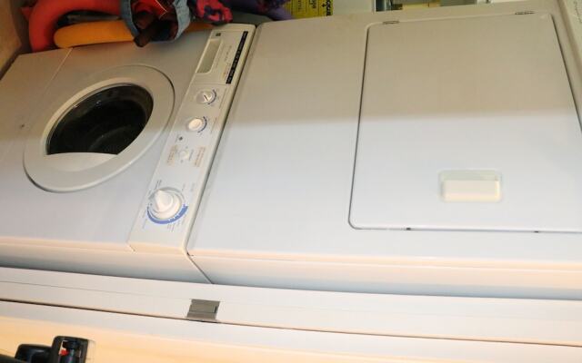 Jamaica Royale - 801 - 2 Br Condo