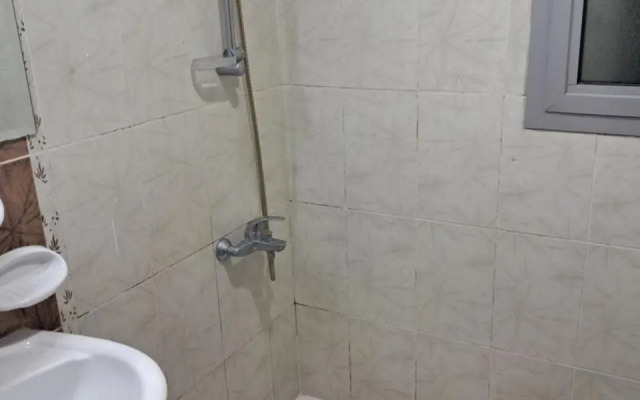 Top House Hostel