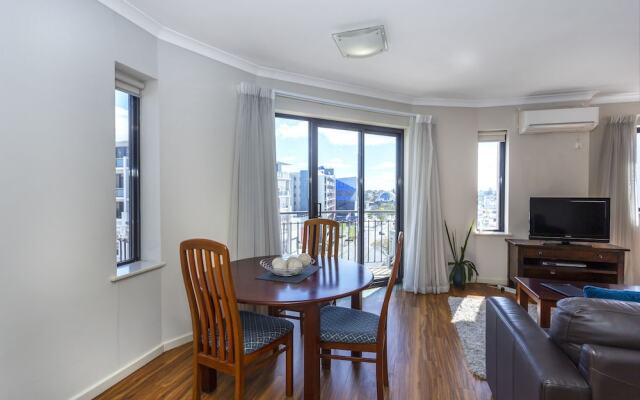 Perth West End Apartment 406
