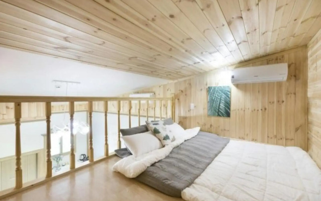 Gyeongju Feel House Pension