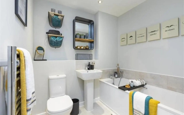 Newly Built Luxury 2 Bed Apartment!!!