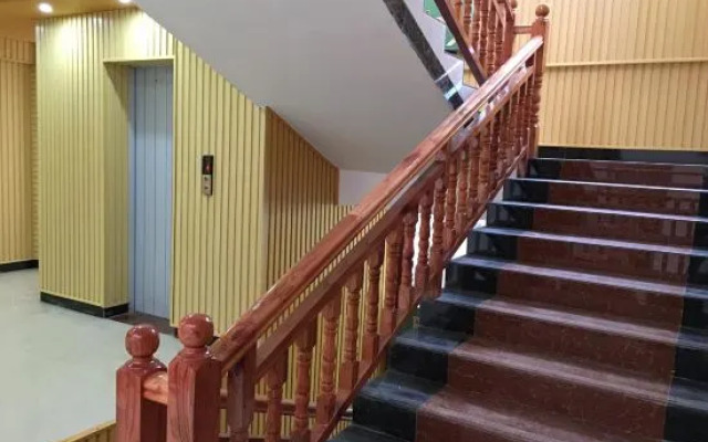 Zhaoping Huangyao Holiday Inn