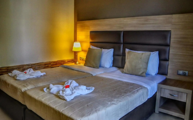 Отель Rachoni Bay