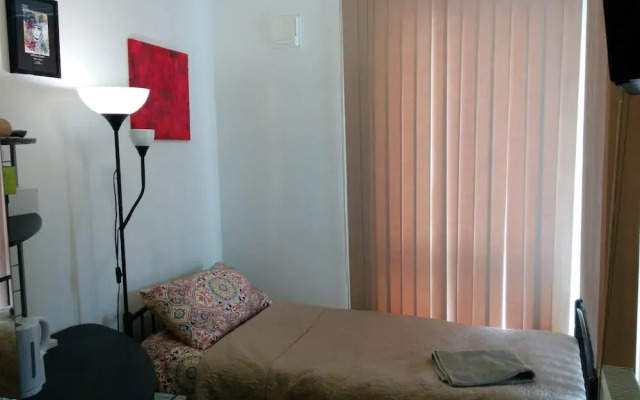 TravelStop #London-Ealing