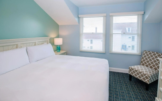 Island House Hotel