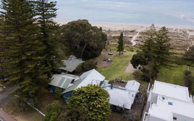 Dunsborough Beachouse YHA