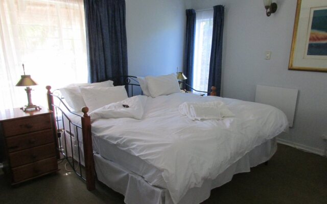 Acacia House Executive Suite