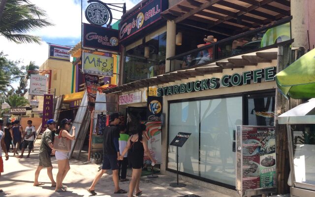Mito's Palace Boracay