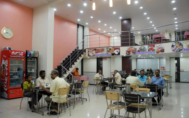 OYO Rooms Railway Station Bazar