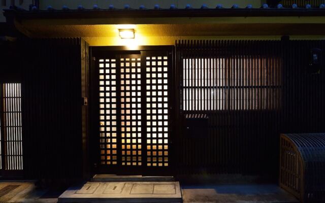 karaku Inn