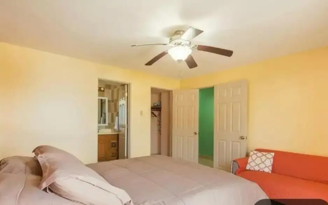 Paradise Suites & Residence