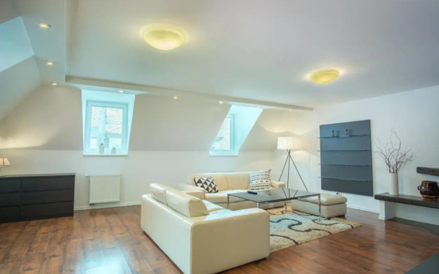 Old town 3 bedroom presidential loft