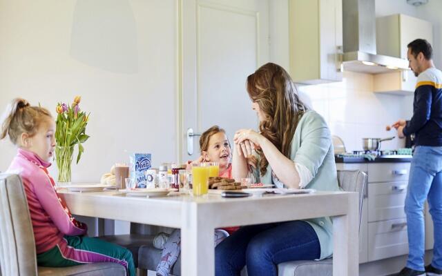 Villa With Sauna & Bubble Bath in Limburg