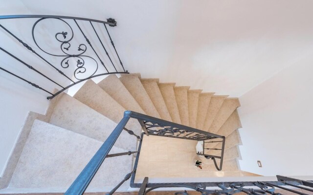 Stunning Home in Vabriga With Wifi and 3 Bedrooms