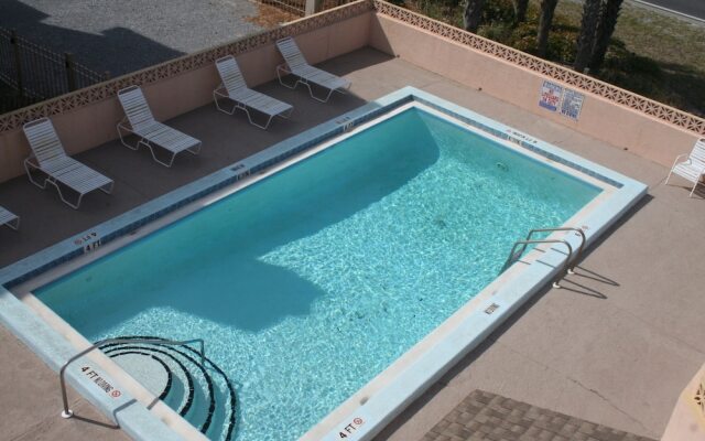 Gulf Winds by Surfside