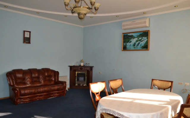 Guest Complex Edelweiss