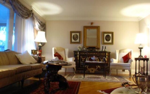 Les Diplomates B&B Executive Guest House