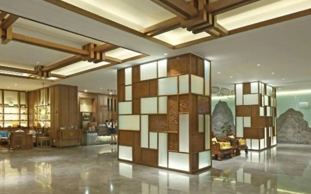 Lugui International Hotel