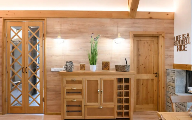 Villa Letizia near Pirin Golf Resort