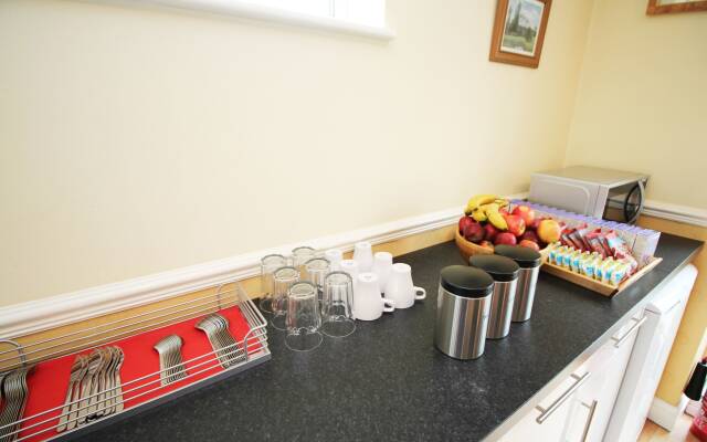 Flexistay Ambers Gatwick Aparthotel