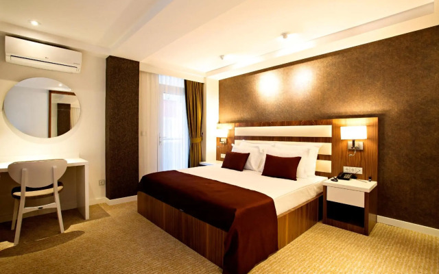 End Glory Hotel