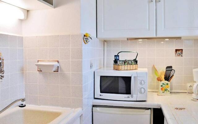 Appartement Le Lavandou, 1 pièce, 2 personnes - FR-1-251-237