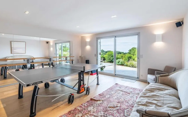 Blueberry of the Valley - House With Swimming Pool