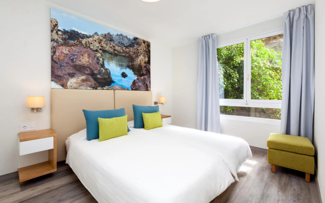 Aparthotel Florasol